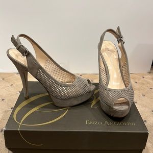 Enzo Angiolini grey suede heels size 7M